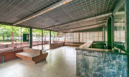 Ponto comercial para alugar na Avenida Goethe, 3, Moinhos de Vento, Porto Alegre por R$ 12.000