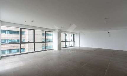 Sala comercial para alugar na Avenida Ipiranga, 40, Praia de Belas, Porto Alegre por R$ 8.350