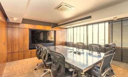 Sala comercial para alugar na Avenida Osvaldo Aranha, 440, Bom Fim, Porto Alegre por R$ 7.800