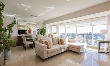 Apartamento com 3 quartos à venda na Avenida Túlio de Rose, 330, Jardim Europa, Porto Alegre por R$ 1.990.000