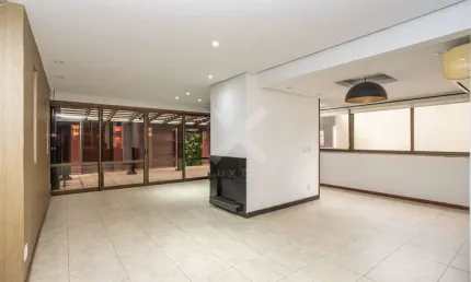 Apartamento com 3 quartos para alugar na Rua Sinimbú, 145, Petrópolis, Porto Alegre por R$ 7.500