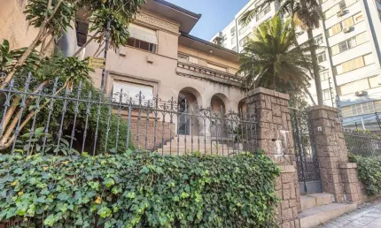 Casa com 4 quartos à venda na Avenida Independência, 1020, Independência, Porto Alegre por R$ 4.200.000