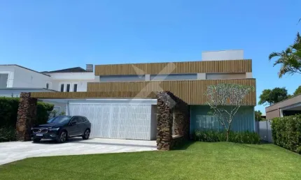 Casa em condomínio fechado com 4 quartos à venda na Central, 2500, Centro, Xangri-Lá por R$ 6.000.000