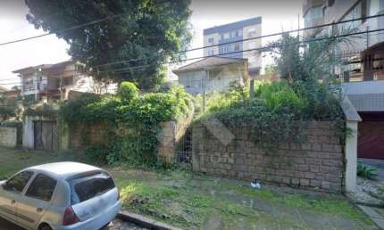Terreno à venda na Rua Professor Bertrand Russel, 104, Vila Ipiranga, Porto Alegre por R$ 450.000