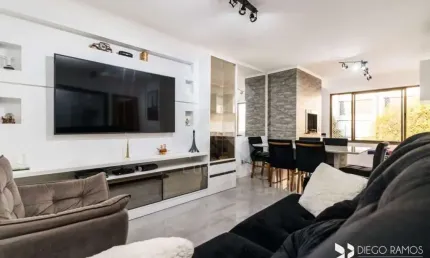 Apartamento com 2 quartos para alugar na Rua Carazinho, 593, Petrópolis, Porto Alegre por R$ 7.900