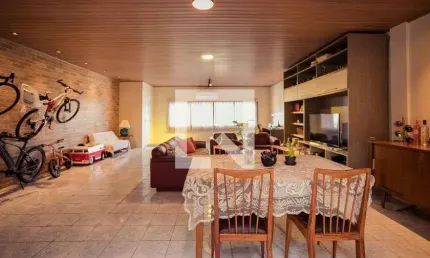 Casa para Venda - Jardim Itu-Sabará, 3 Quartos,  413 m² - Porto Alegre