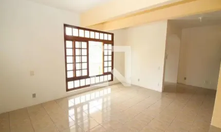 Casa para Venda - Partenon, 3 Quartos,  345 m² - Porto Alegre