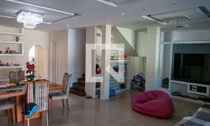 Casa para Venda - Taquara, 4 Quartos,  367 m² - Rio de Janeiro