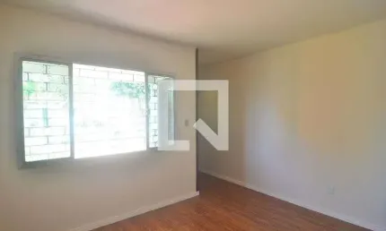 Casa para Venda - Bairro Fátima, 6 Quartos,  144 m² - Canoas