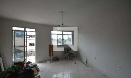 Apartamento à venda na Avenida Antenor Navarro, Penha, Rio de Janeiro por R$ 210.000