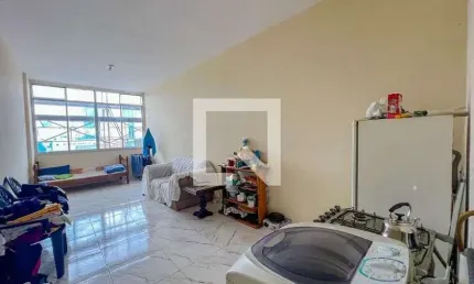 Apartamento à venda na Rua General Caldwell, Centro, Rio de Janeiro por R$ 200.000