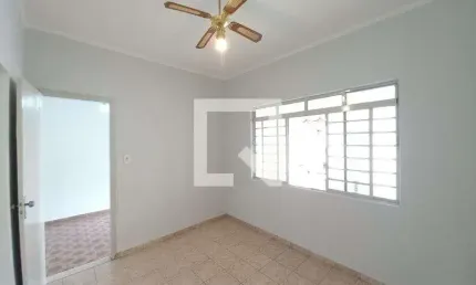 Casa para Venda - Vila Pompéia, 2 Quartos,  65 m² - Campinas