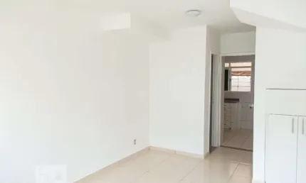 Casa para Venda - Taquara, 2 Quartos,  55 m² - Rio de Janeiro