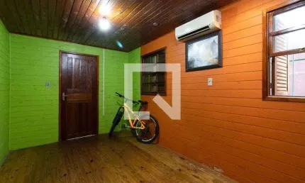 Casa para Venda - Vila Operária, 2 Quartos,  72 m² - Porto Alegre