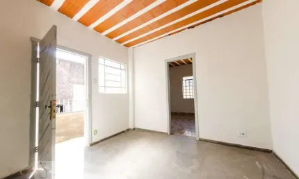 Casa para Venda - Bonfim, 4 Quartos,  150 m² - Belo Horizonte