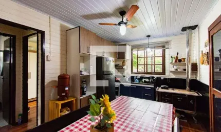 Casa para Venda - Bairro Fátima, 2 Quartos,  70 m² - Canoas