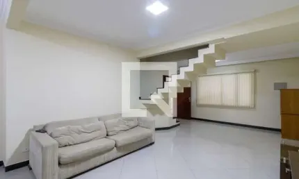 Casa para venda - jardim cocaia, 3 quartos,  214 m² - guarulhos