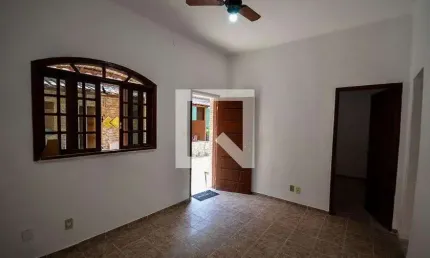 Casa para Venda - Benfica, 2 Quartos,  70 m² - Rio de Janeiro