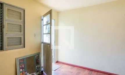 Casa para Venda - Santa Tereza , 2 Quartos,  150 m² - Porto Alegre