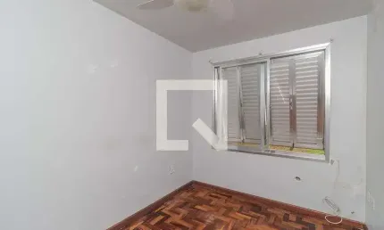 Apartamento para Venda - Vila Ipiranga, 2 Quartos,  48 m² - Porto Alegre