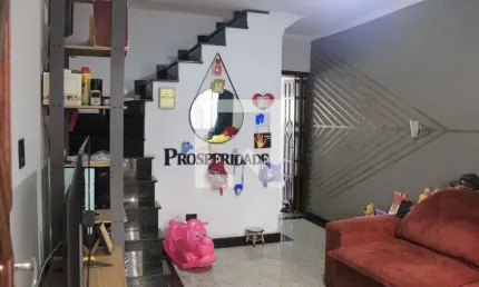 Casa para Venda - Picanço, 2 Quartos,  180 m² - Guarulhos