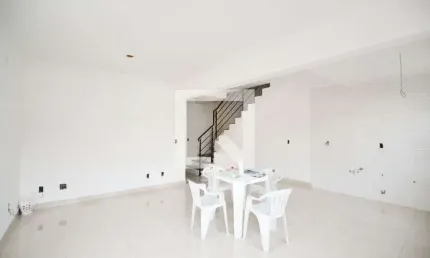 Casa para Venda - Guarujá, 3 Quartos,  101 m² - Porto Alegre