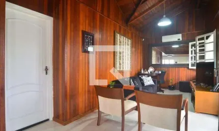 Casa para Venda - Igará, 4 Quartos,  234 m² - Canoas
