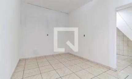 Casa para Venda - Vila Fátima, 8 Quartos,  250 m² - Guarulhos
