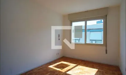 Apartamento para Venda - Vila Ipiranga, 2 Quartos,  82 m² - Porto Alegre