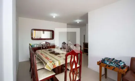 Apartamento para Venda - Itaipu, 2 Quartos,  100 m² - Niterói