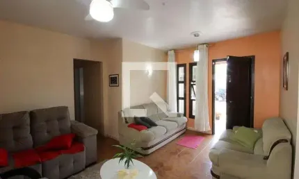 Casa para Venda - Igará, 5 Quartos,  150 m² - Canoas