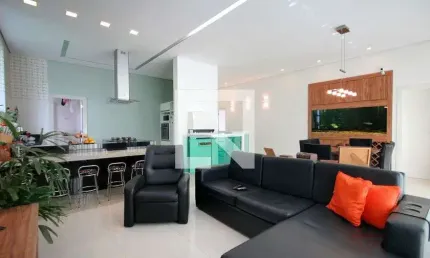 Casa para Venda - Santa Lúcia, 2 Quartos,  221 m² - Belo Horizonte