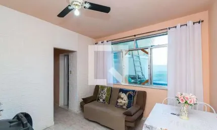 Casa para Venda - Olaria, 4 Quartos,  250 m² - Rio de Janeiro