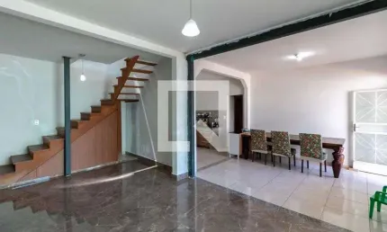 Casa para Venda - Teixeira Dias, 4 Quartos,  243 m² - Belo Horizonte