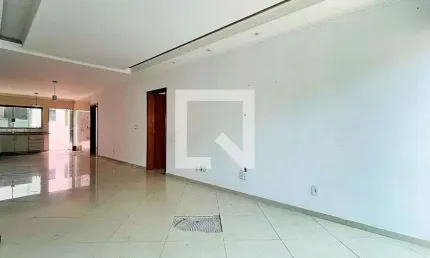 Casa para Venda - Picanço, 3 Quartos,  260 m² - Guarulhos