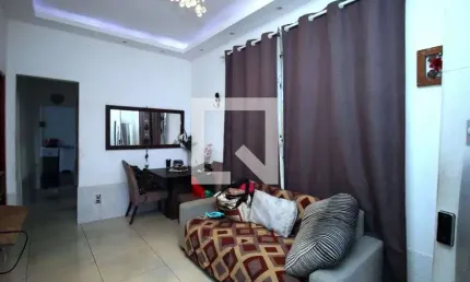 Casa para Venda - Olaria, 2 Quartos,  170 m² - Rio de Janeiro