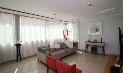 Casa para Venda - Olaria, 3 Quartos,  110 m² - Rio de Janeiro
