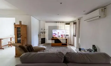 Casa para Venda - Cavalhada, 3 Quartos,  266 m² - Porto Alegre