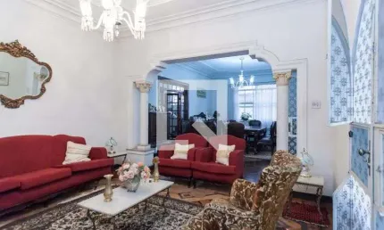 Casa para Venda - Santo Agostinho, 8 Quartos,  675 m² - Belo Horizonte