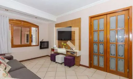 Casa para Venda - Sarandi, 5 Quartos,  250 m² - Porto Alegre