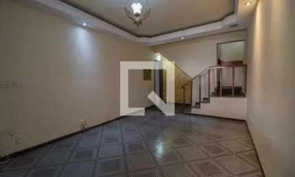 Casa para Venda - Taquara, 2 Quartos,  179 m² - Rio de Janeiro