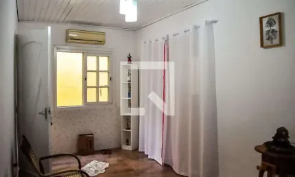 Casa para Venda - Cavalhada, 4 Quartos,  125 m² - Porto Alegre