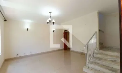 Casa para Venda - Piqueri, 5 Quartos,  200 m² - São Paulo