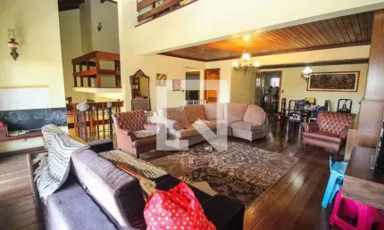 Casa para Venda - Partenon, 3 Quartos,  350 m² - Porto Alegre
