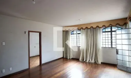 Casa para Venda - Serra, 3 Quartos,  350 m² - Belo Horizonte