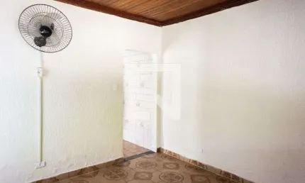 Casa para Venda - Vila Carrão, 2 Quartos,  150 m² - São Paulo
