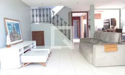 Casa para Venda - Jacarepaguá, 3 Quartos,  231 m² - Rio de Janeiro