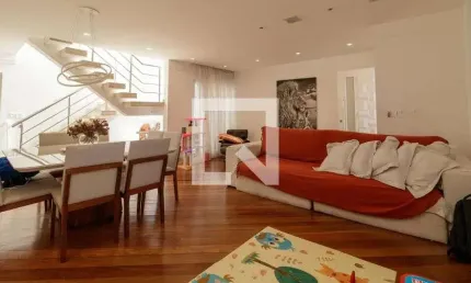Casa para Venda - Jardim Teresa, 3 Quartos,  260 m² - São Paulo