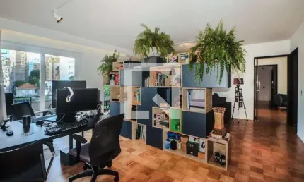 Apartamento para Venda - Moinhos de Vento, 3 Quartos,  166 m² - Porto Alegre