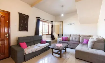 Casa para Venda - Bairro Fátima, 6 Quartos,  300 m² - Canoas